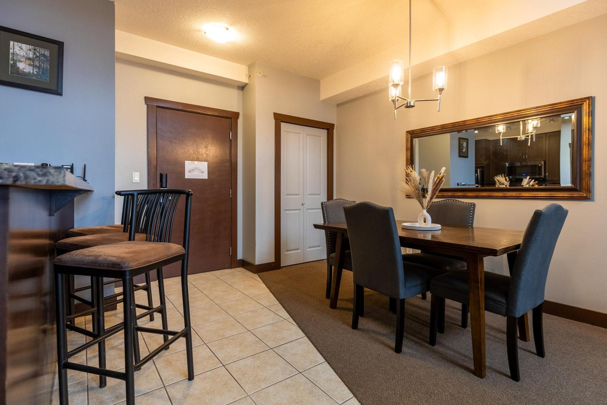 Silver Rock Condominiums By Fernie Central Reservations Exterior foto